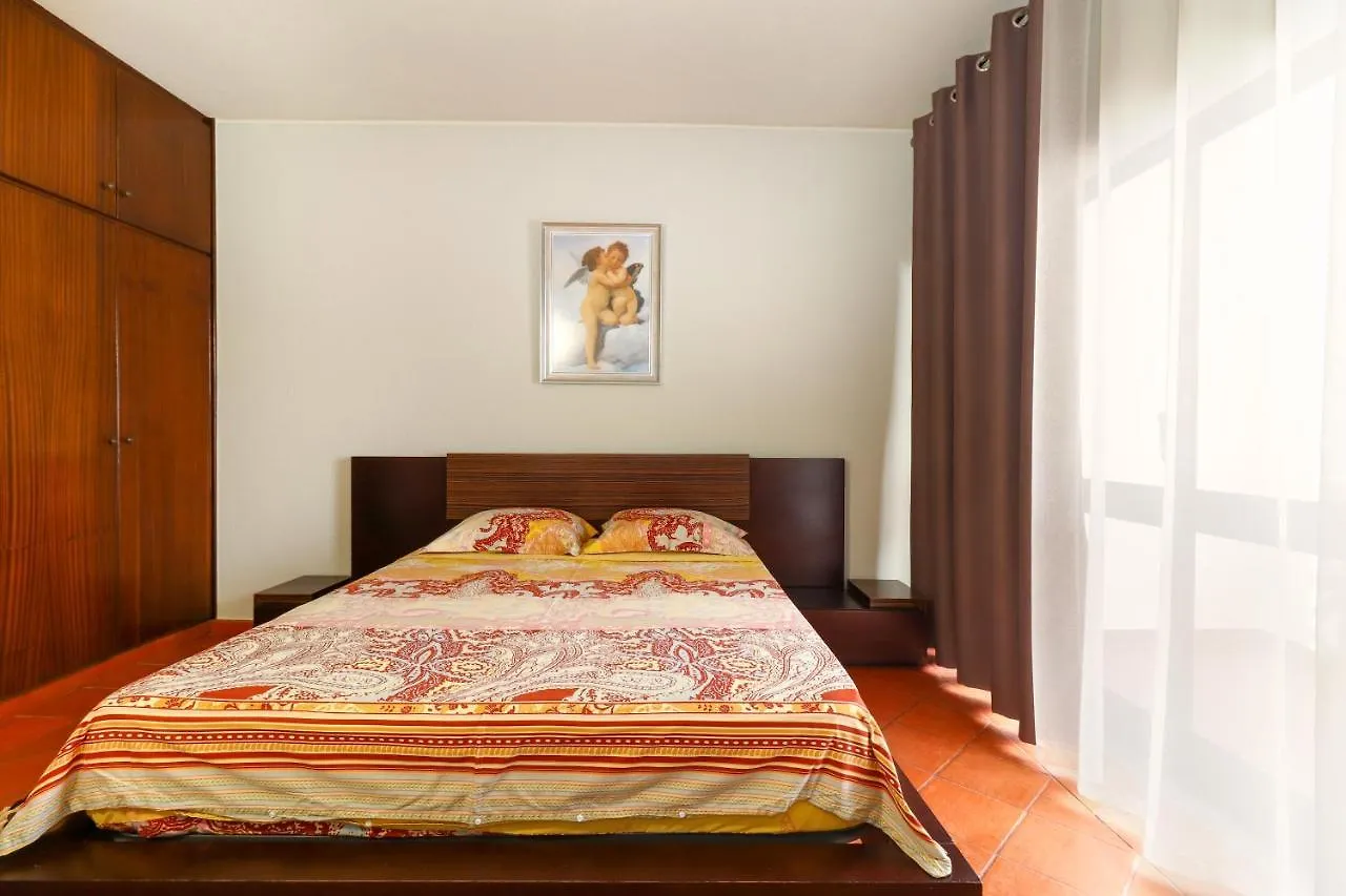 Aveiros Beach Apartment Albufeira 0*,  Portugal
