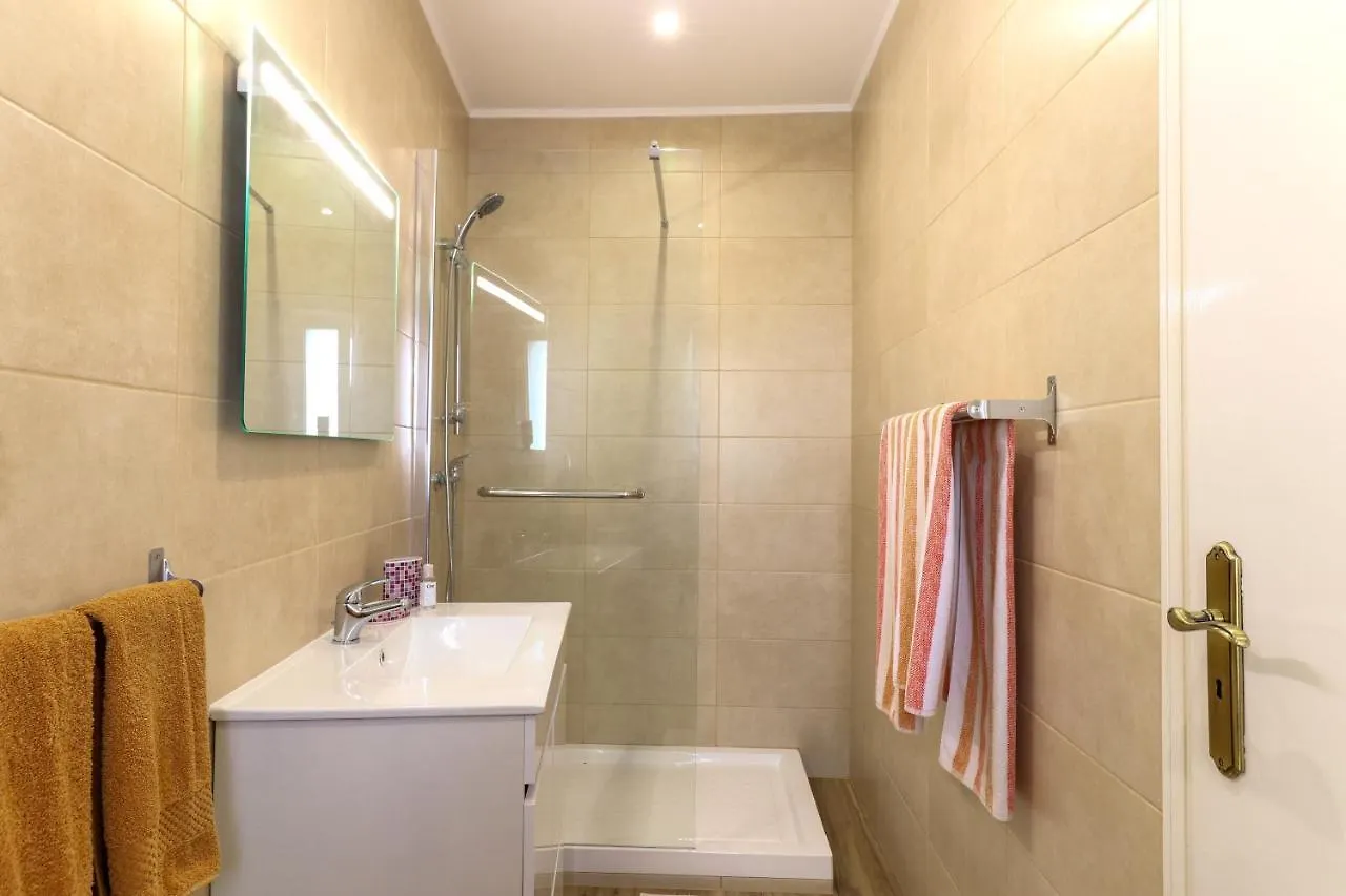 Aveiros Beach Apartment Albufeira